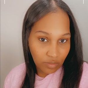 Meet your Posher, Tahira